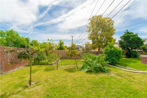 $925,000 | 15522 Yukon Avenue, Lawndale, CA 90260