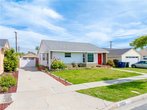 $925,000 | 15522 Yukon Avenue, Lawndale, CA 90260