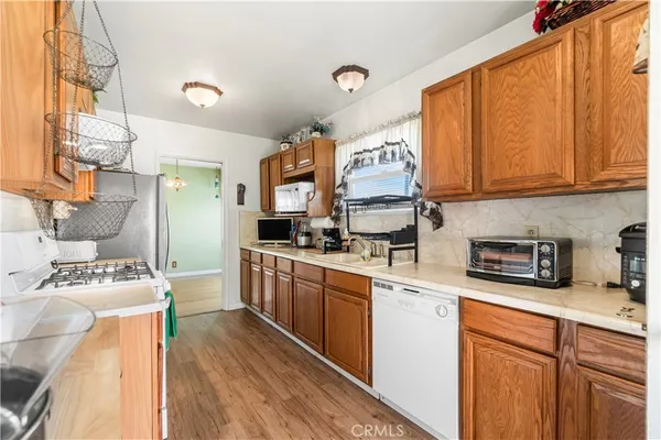 $925,000 | 15522 Yukon Avenue, Lawndale, CA 90260