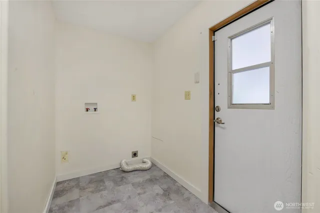 $125,950 | 620 112th Street Southeast, Unit 227, Everett, WA 98208