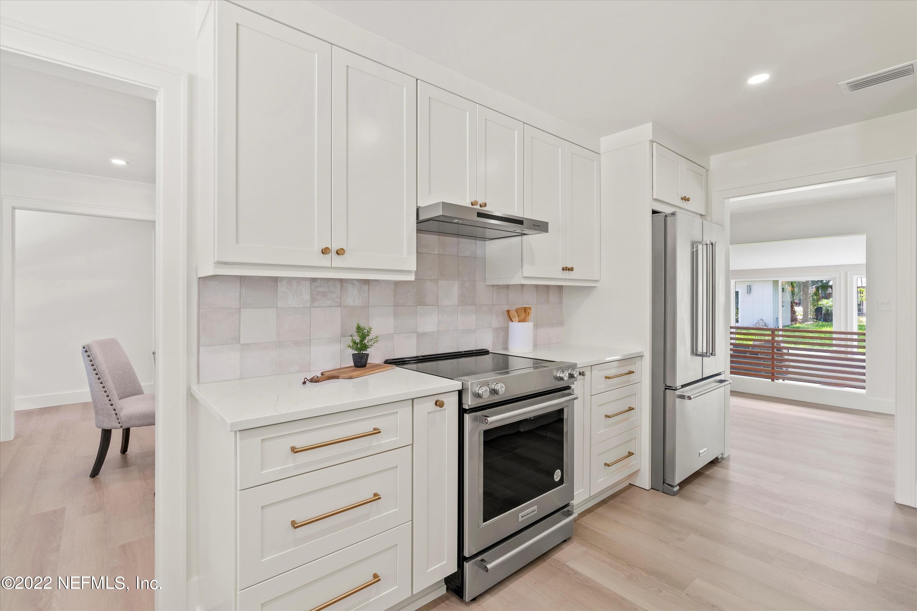 1215 Kings Road Neptune Beach, FL 32266 - Photo 16 of 47 16-Kitchen