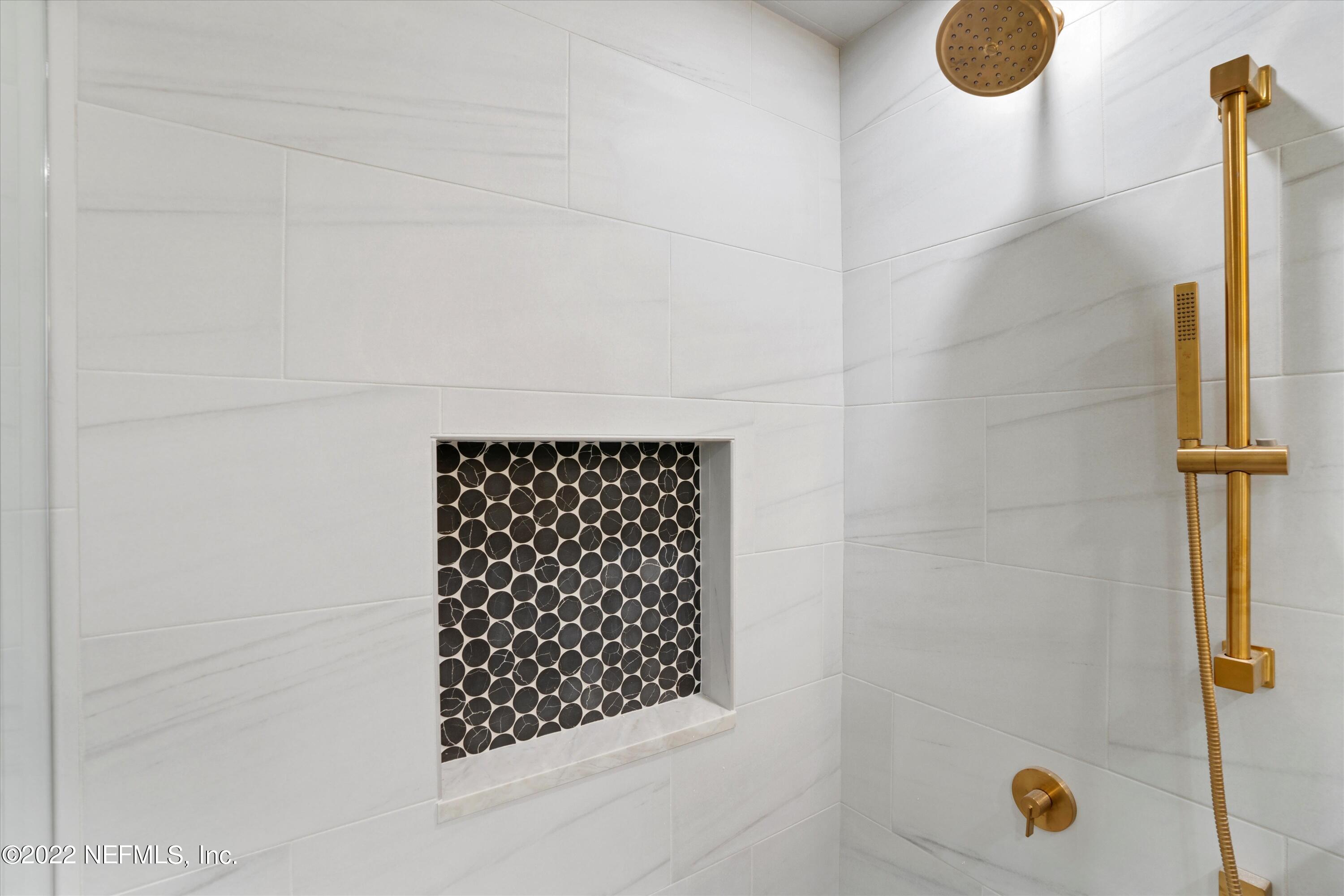 1215 Kings Road Neptune Beach, FL 32266 - Photo 31 of 47 29-Shower