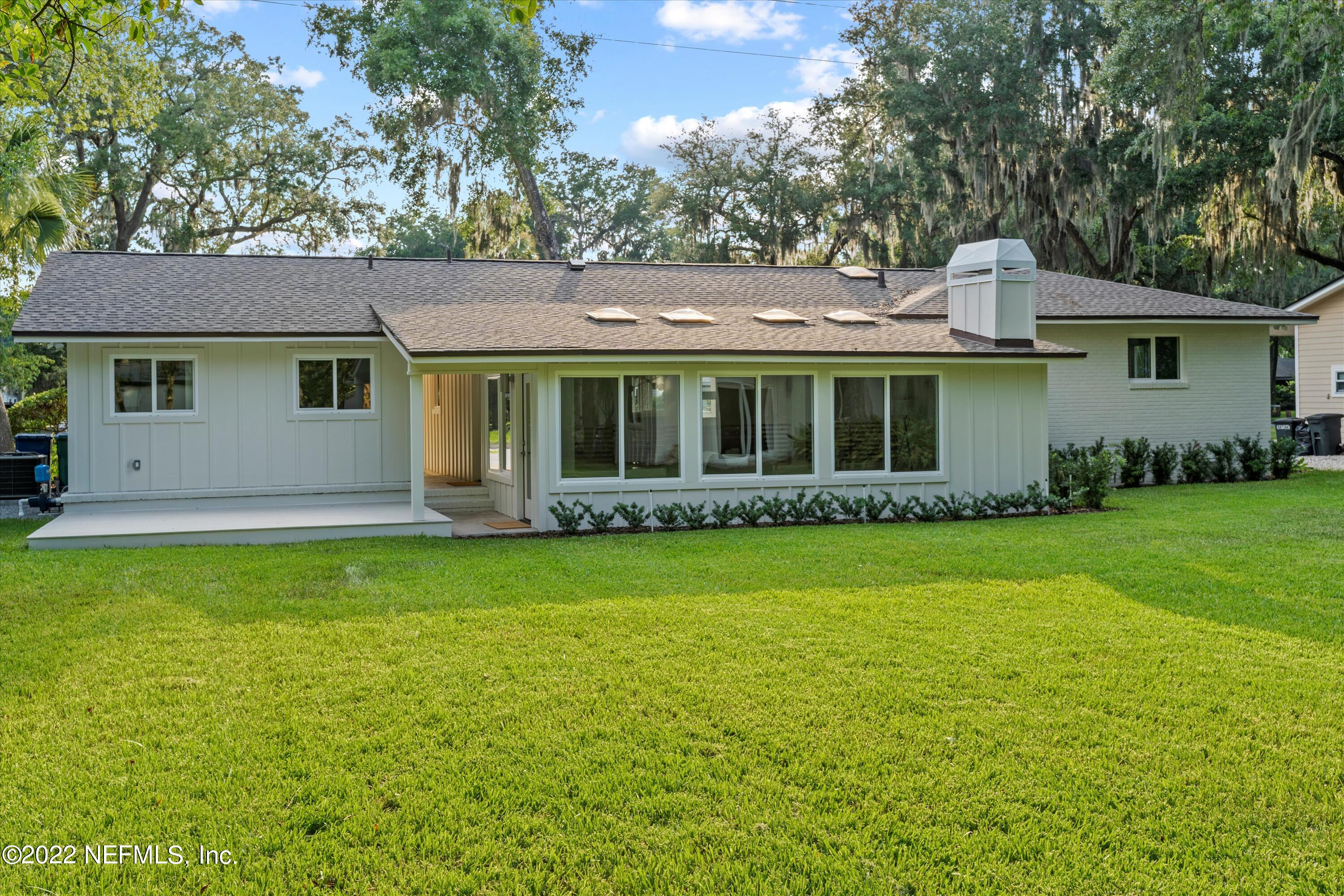 1215 Kings Road Neptune Beach, FL 32266 - Photo 42 of 47 40-Back Exterior