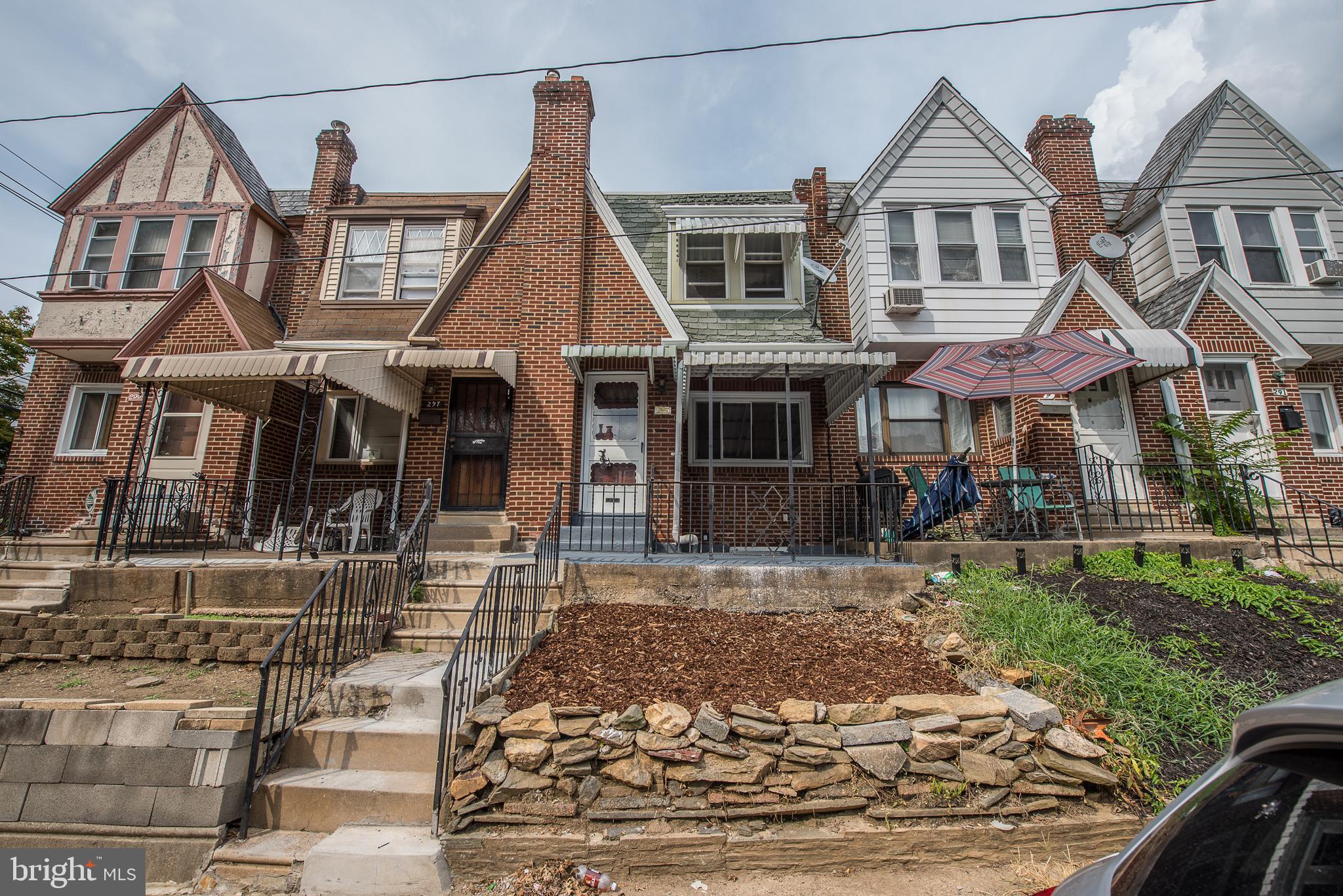 295 Sanford Road Upper Darby, PA 19082 - Photo 1 of 40