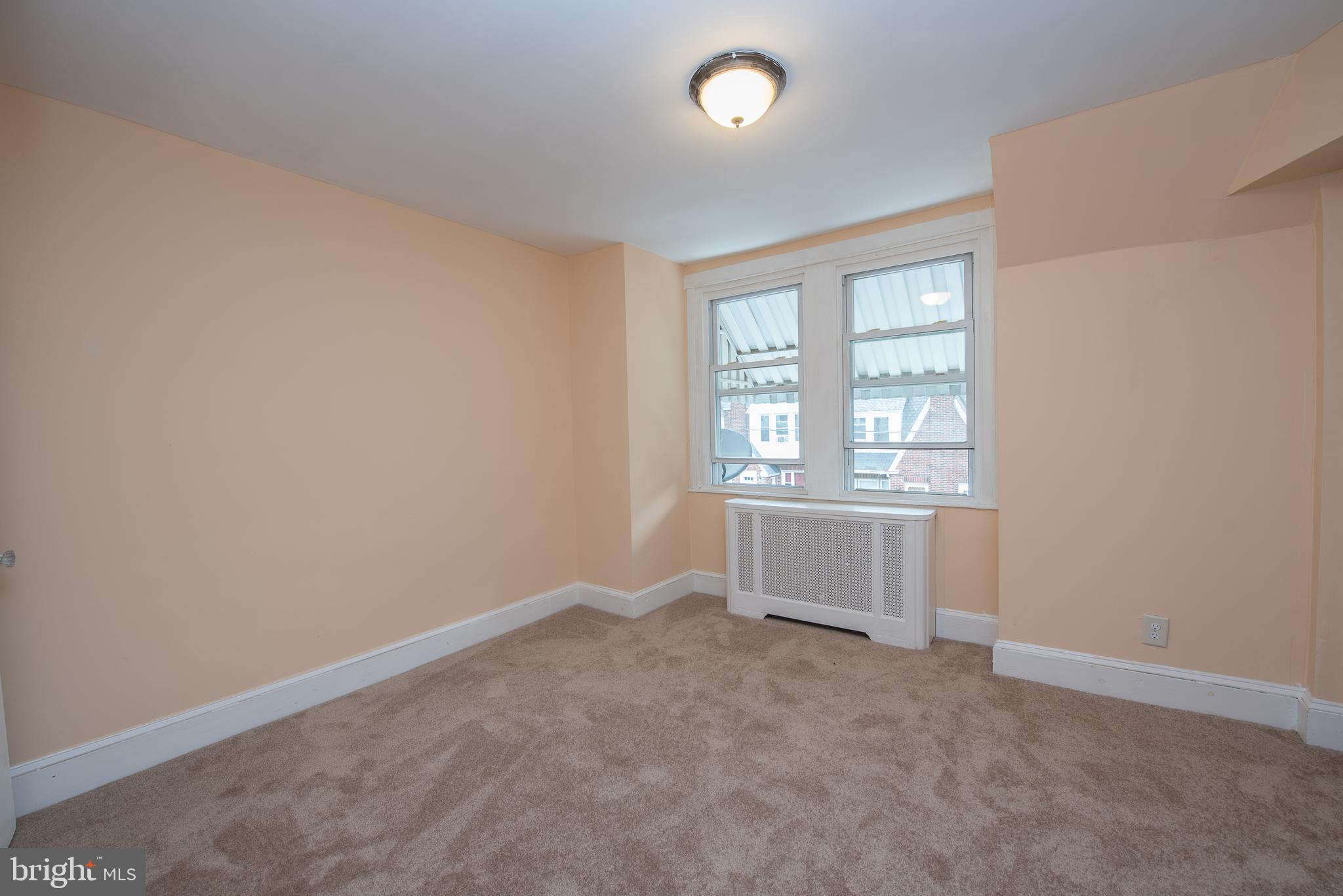 295 Sanford Road Upper Darby, PA 19082 - Photo 20 of 40