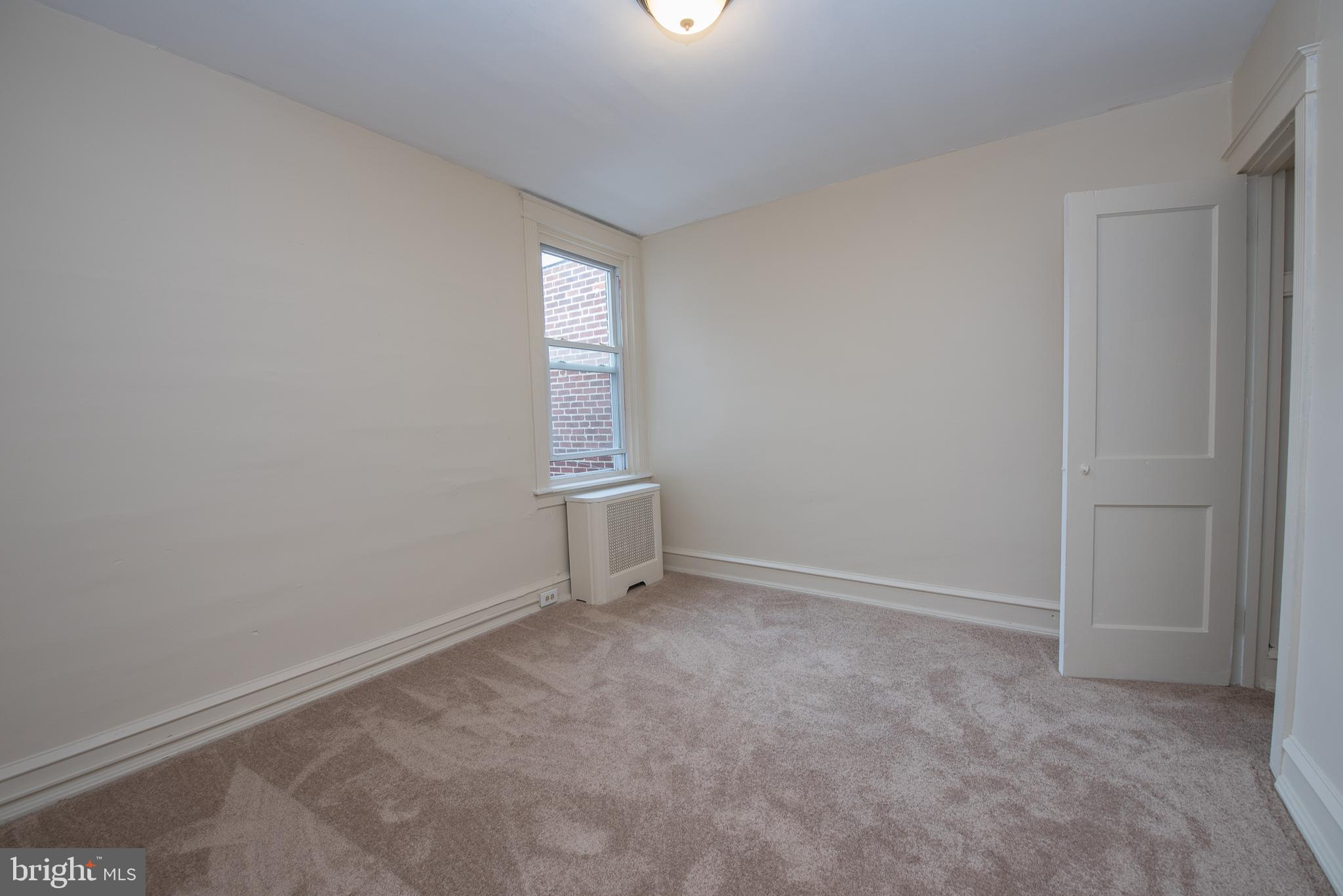 295 Sanford Road Upper Darby, PA 19082 - Photo 25 of 40