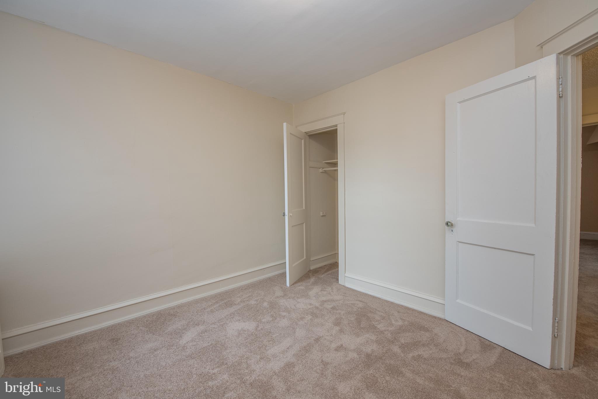 295 Sanford Road Upper Darby, PA 19082 - Photo 26 of 40
