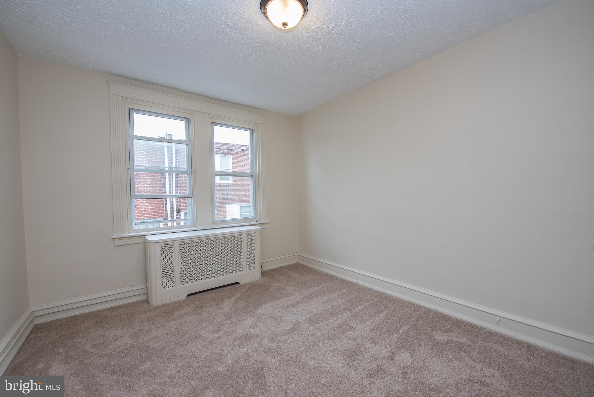 295 Sanford Road Upper Darby, PA 19082 - Photo 27 of 40