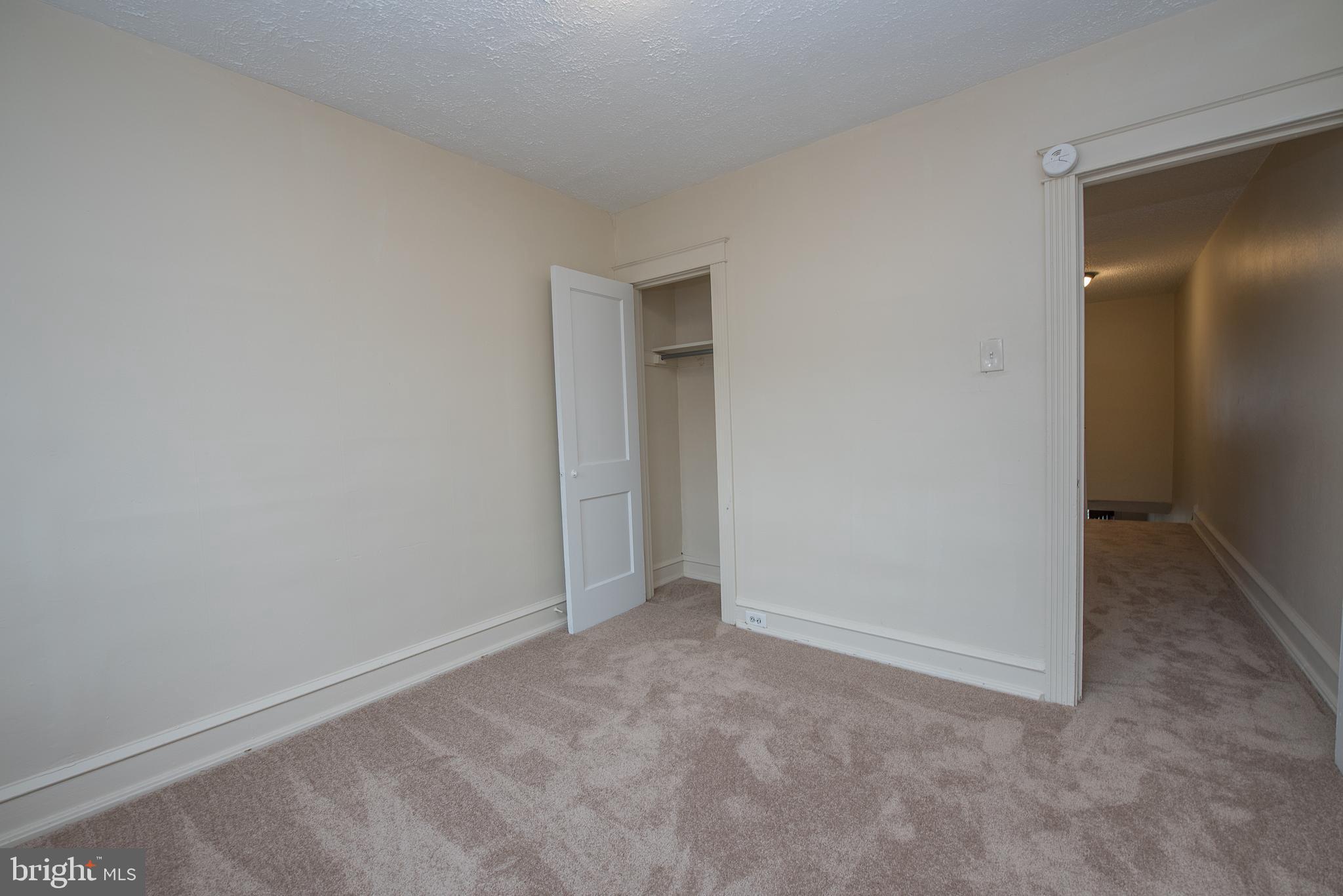 295 Sanford Road Upper Darby, PA 19082 - Photo 28 of 40