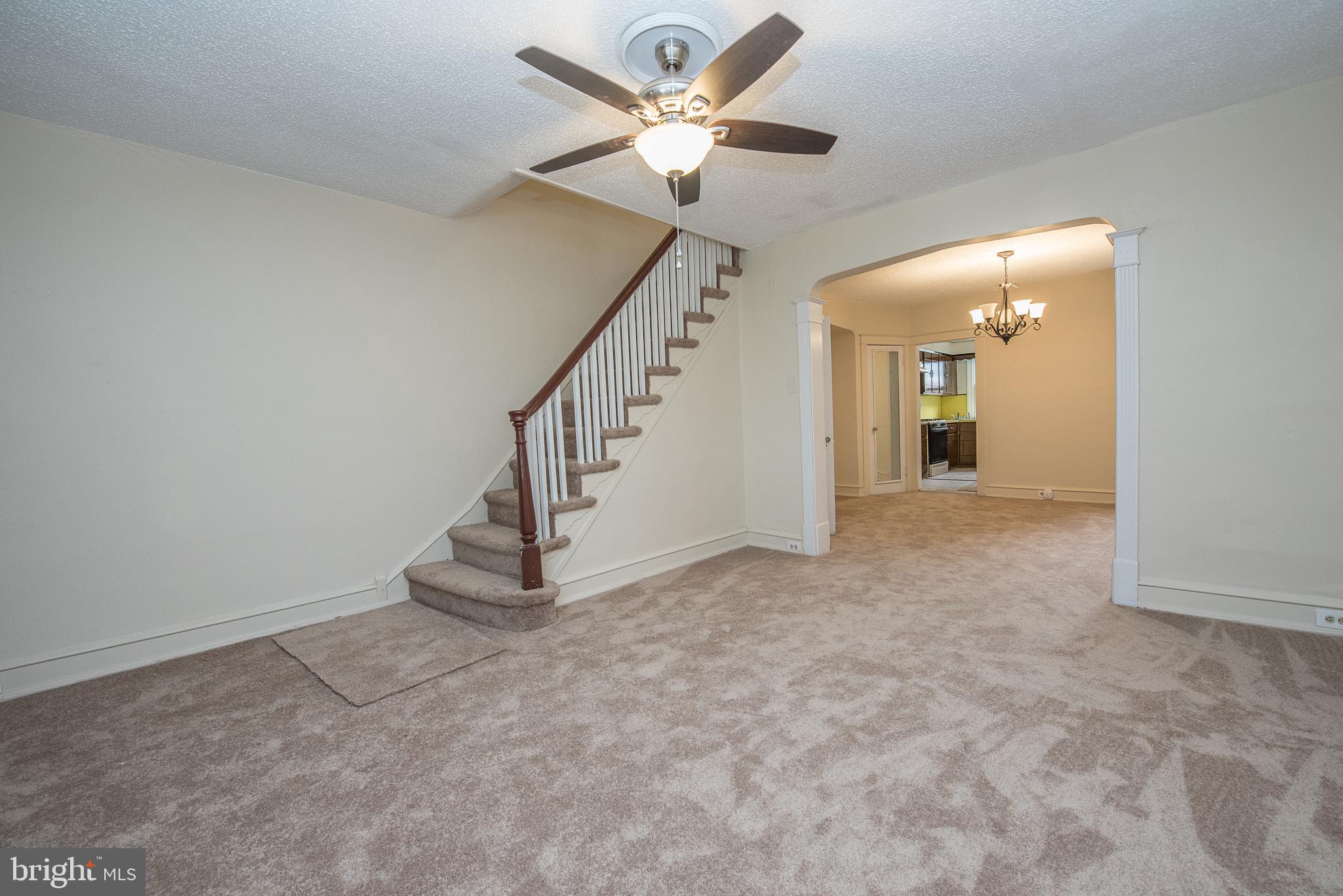 295 Sanford Road Upper Darby, PA 19082 - Photo 8 of 40