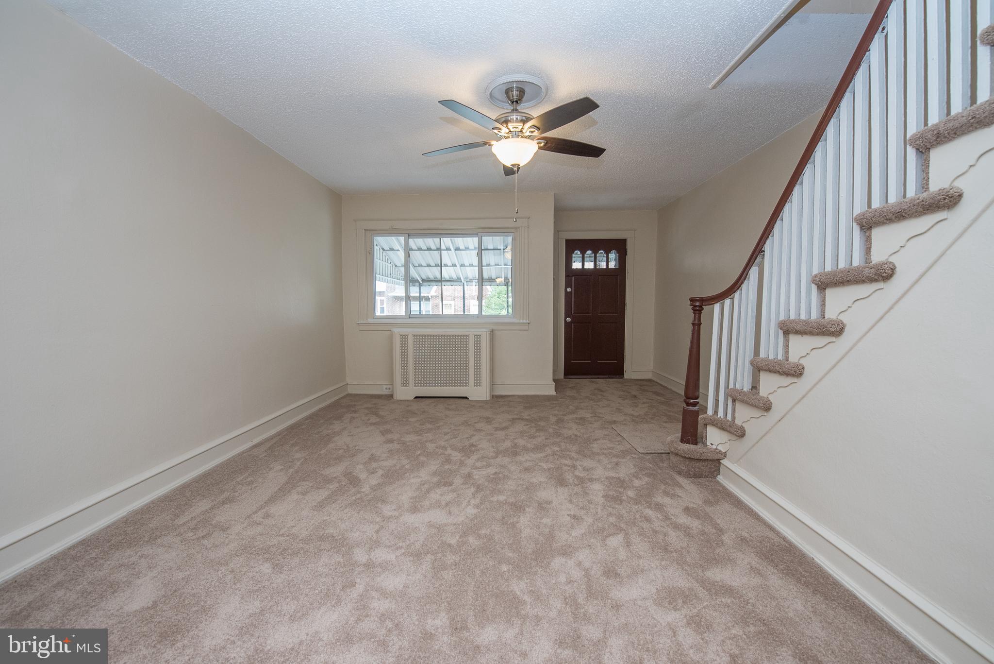 295 Sanford Road Upper Darby, PA 19082 - Photo 9 of 40