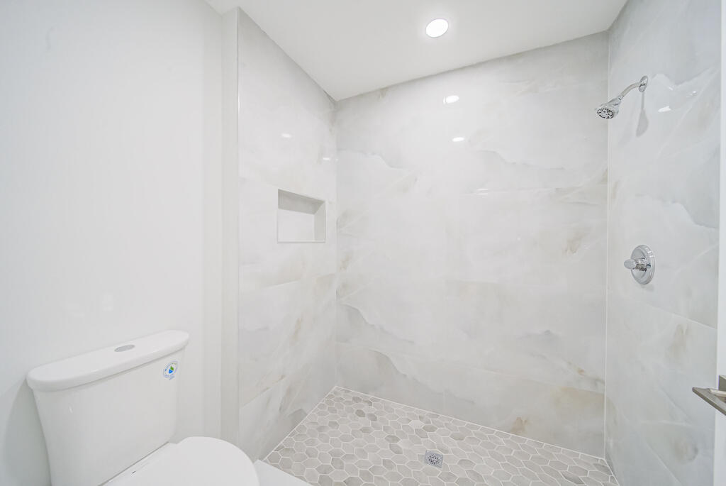 8067 Summerbreeze Lane Boca Raton, FL 33496 - Photo 16 of 29 8067 summerbreeze lane MLS-23