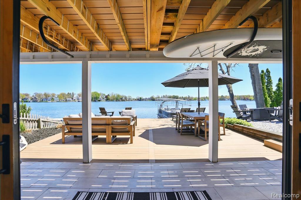 807 Pine Tree Road West Lake Orion, MI 48362 - Photo 22 of 40 Gallery Image 22