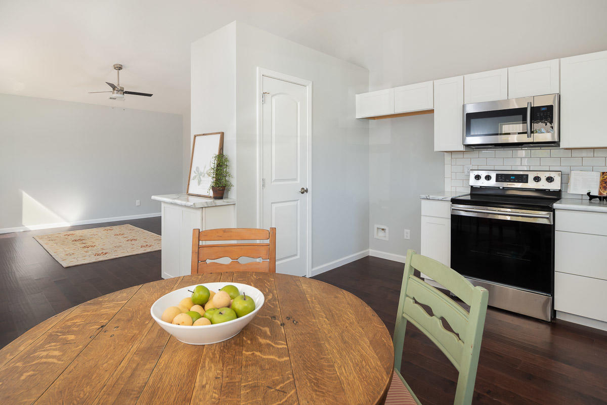 4606 Coster Road Knoxville, TN 37912 - Photo 3 of 11 Kitchen LR view