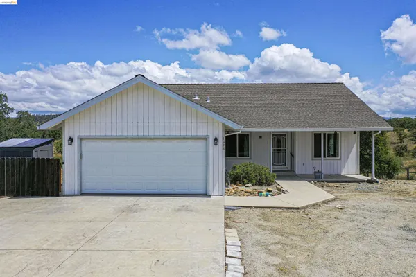 $349,900 | 1693 Carmelita Lane, La Grange, CA 95329