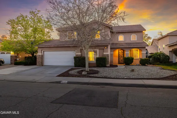 $555,000 | 42443 56th Street West, Quartz Hill, CA 93536