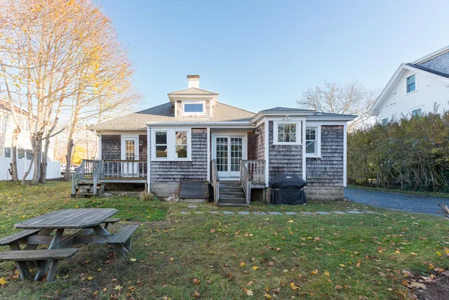 $1,499,900 | 745-747 Main Street, Chatham, MA 02633