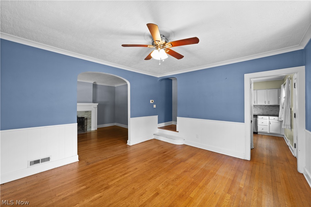 874 Roanoke Road Cleveland Heights, OH 44121 - Photo 8 of 24