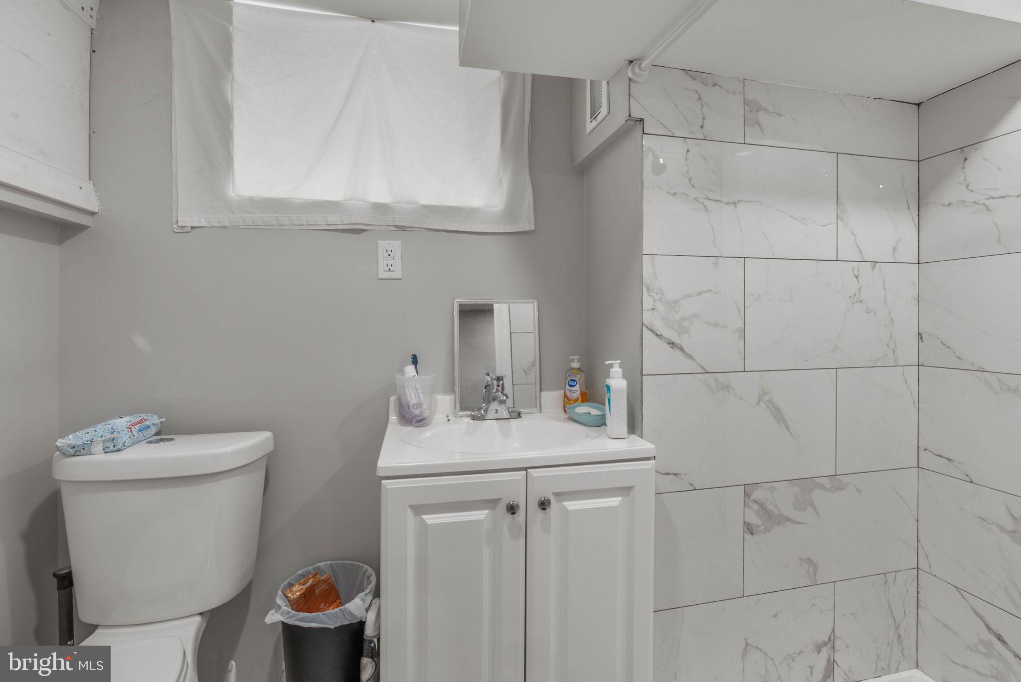 11 Oakley Road Upper Darby, PA 19082 - Photo 23 of 30