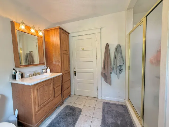 $198,000 | 1 Brizse Avenue, Battle Creek, MI 49037