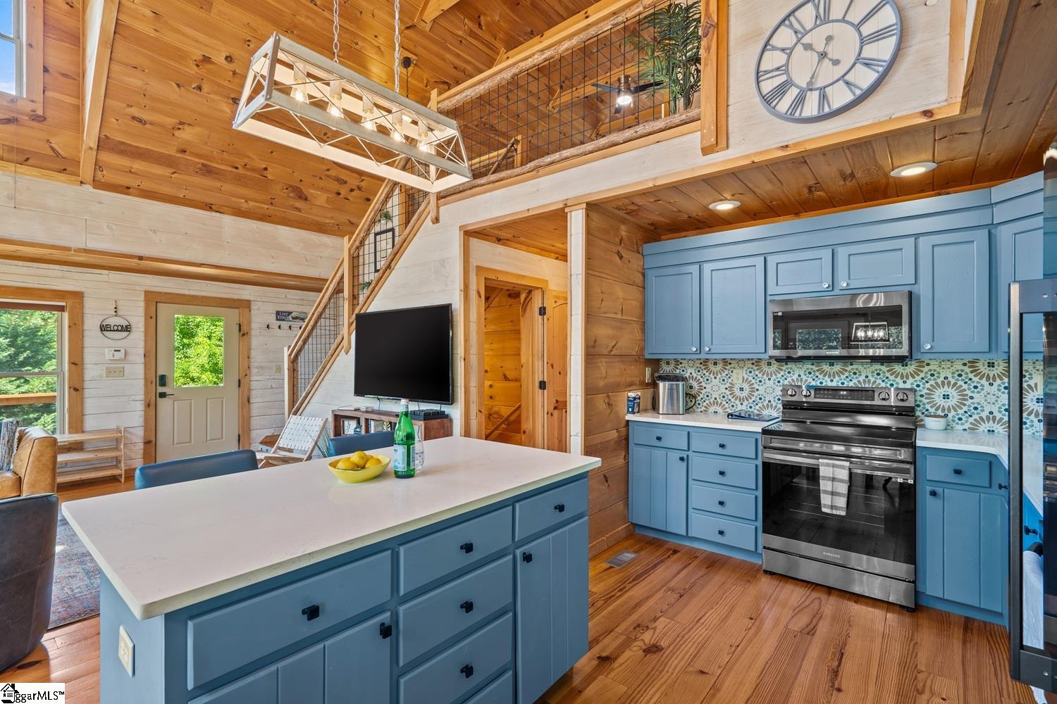 128 Hickory Cove Road Seneca, SC 29672 - Photo 8 of 36 Gallery Image 8