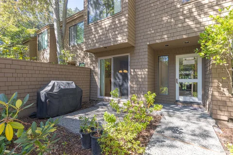 $760,000 | 1747 Silverado Trail, Napa, CA 94558