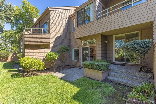 $739,000 | 1747 Silverado Trail, Napa, CA 94558