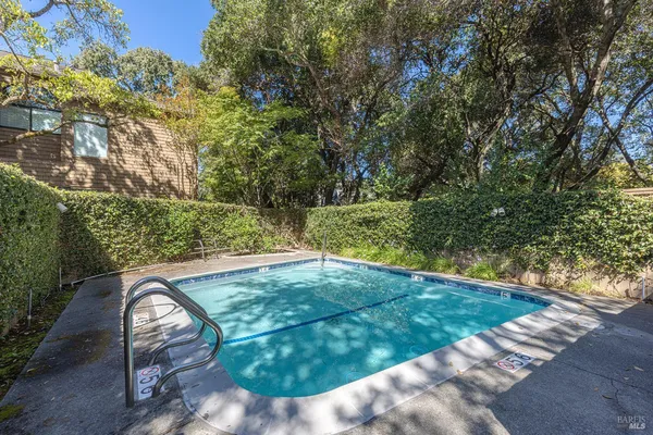 $739,000 | 1747 Silverado Trail, Napa, CA 94558