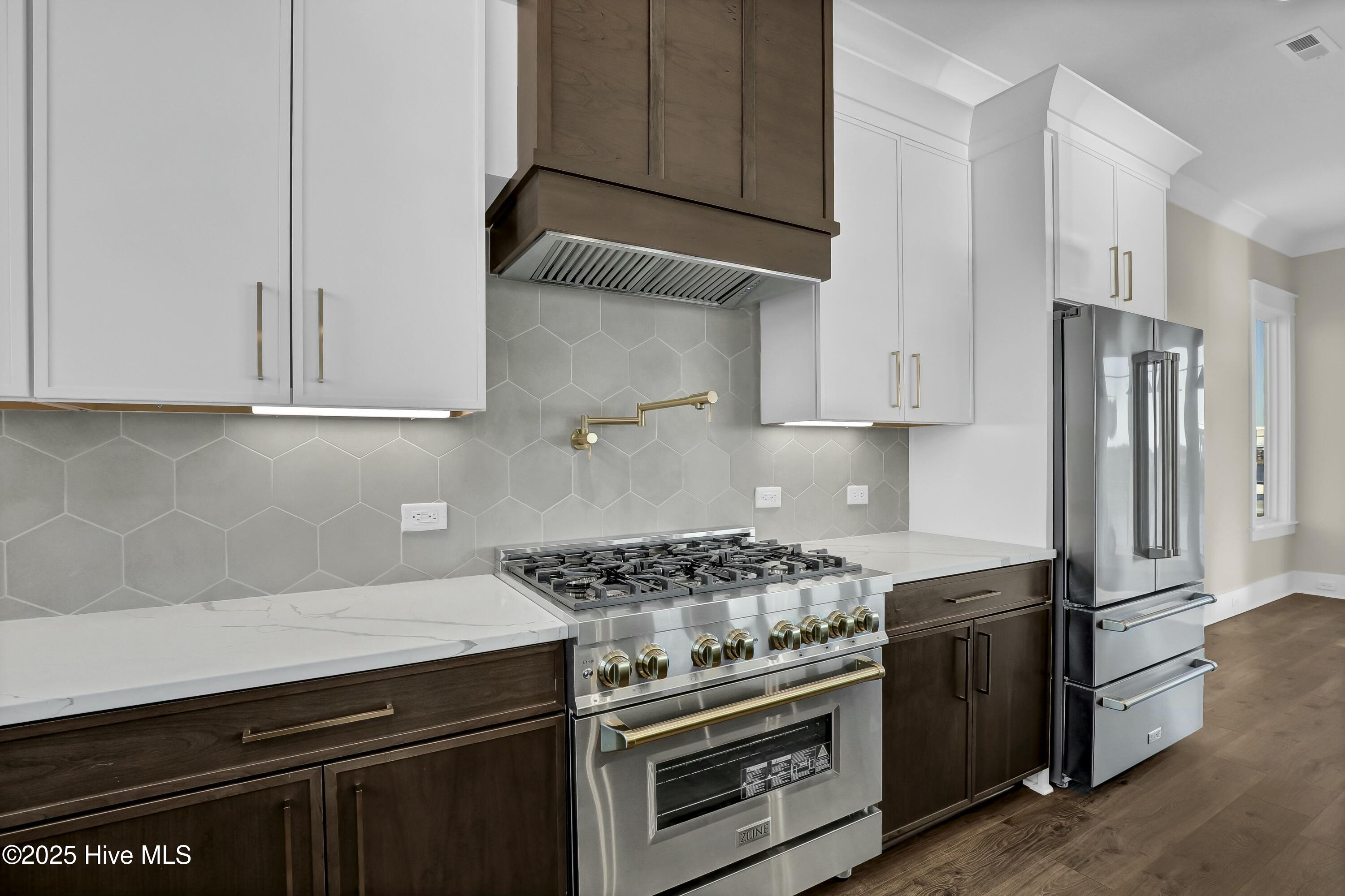 113 Diamond Point Surf City, NC 28445 - Photo 13 of 67 Kitchen