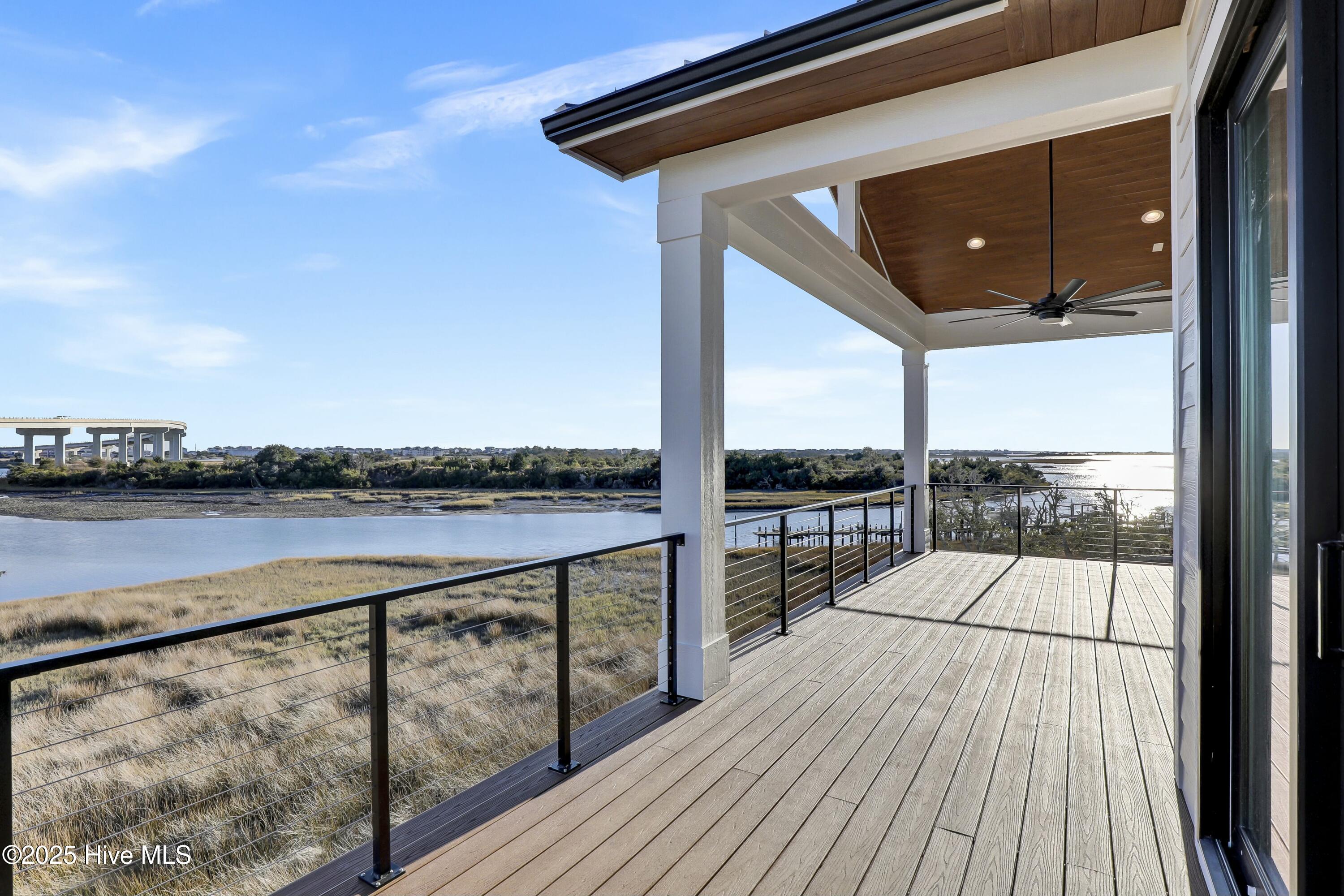 113 Diamond Point Surf City, NC 28445 - Photo 16 of 67 Third Floor Balcony