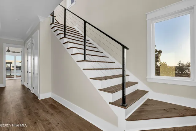 $1,799,000 | 113 Diamond Point, Surf City, NC 28445