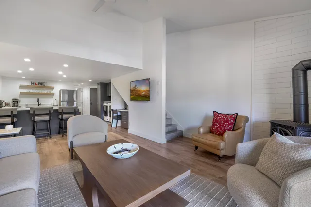 $1,295,000 | 127 Saddle Road, Unit E7, Ketchum, ID 83340