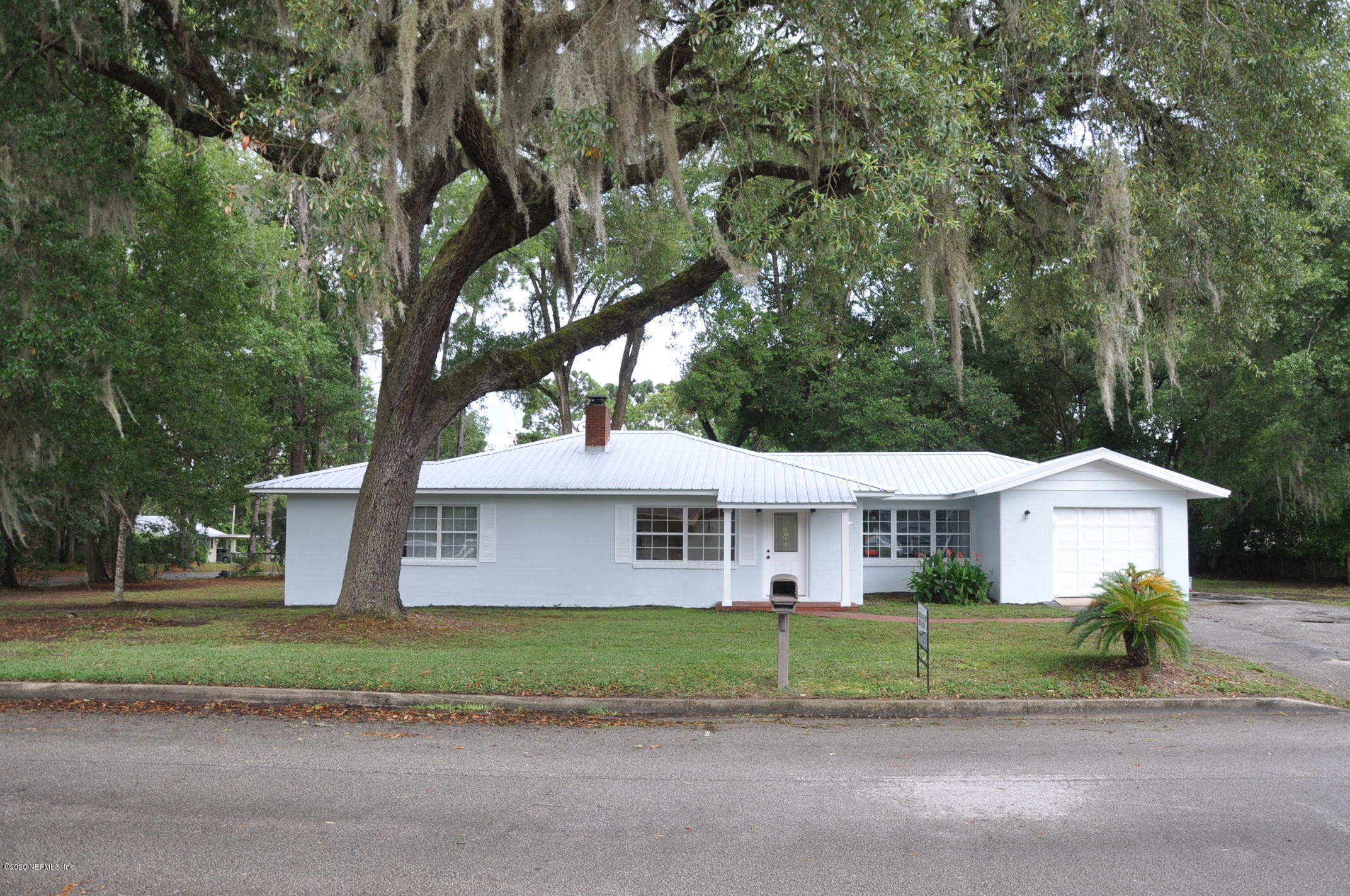 333 Oriole Street Keystone Heights, FL 32656 - Photo 1 of 20 DSC_1061