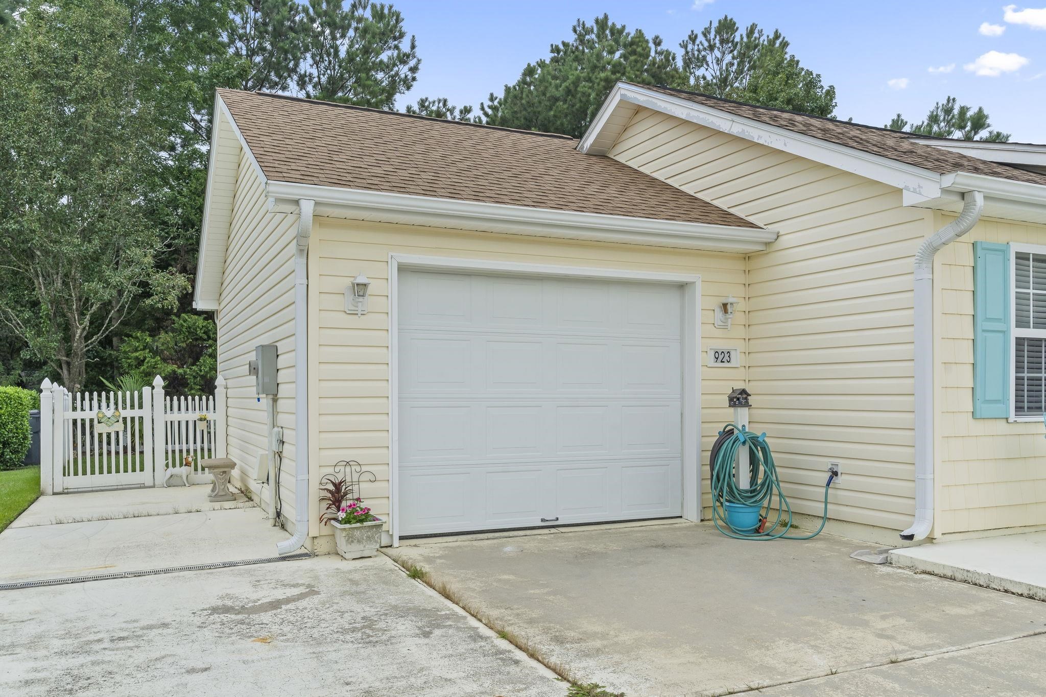 923 Don Donald Court Myrtle Beach, SC 29588 - Photo 4 of 38