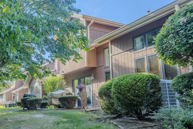 $250,000 | 3038 Candlewood Court, Flossmoor, IL 60422