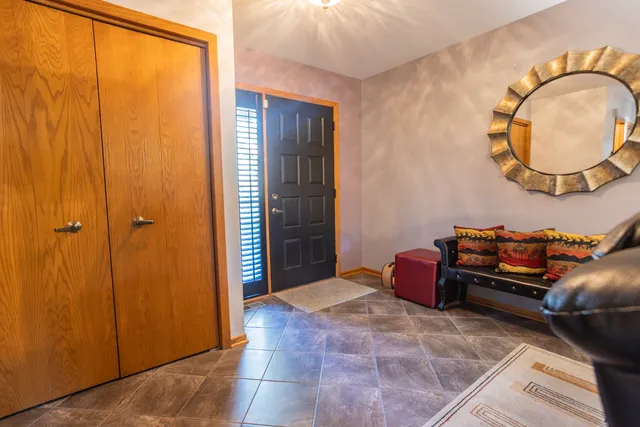 $250,000 | 3038 Candlewood Court, Flossmoor, IL 60422