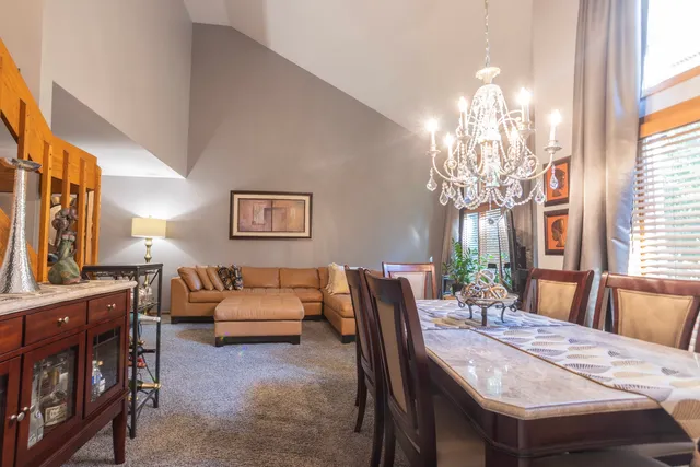 $250,000 | 3038 Candlewood Court, Flossmoor, IL 60422