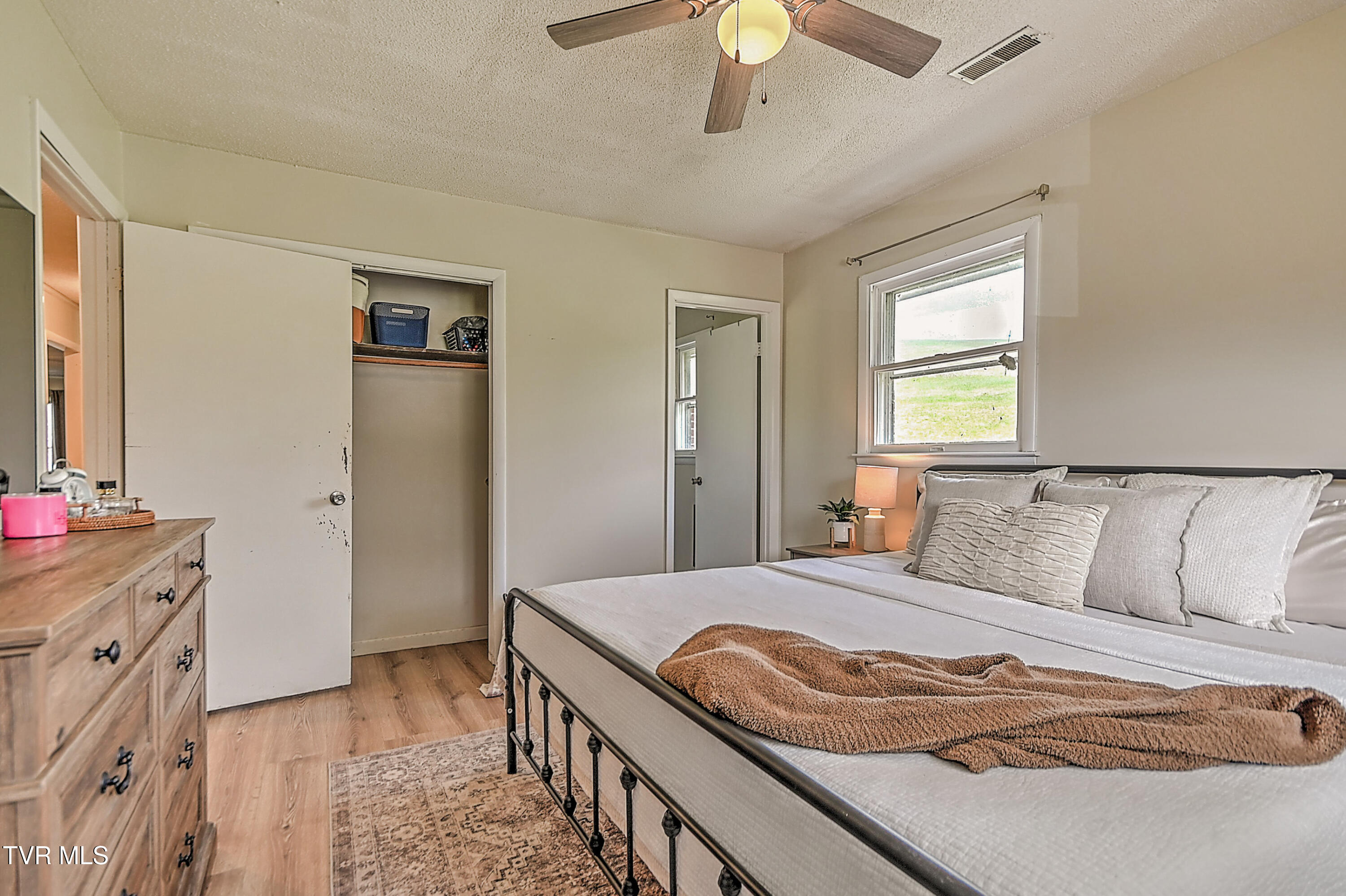 310 Minton Hollow Road Elizabethton, TN 37643 - Photo 23 of 63 310 Minton Hollow JR-23