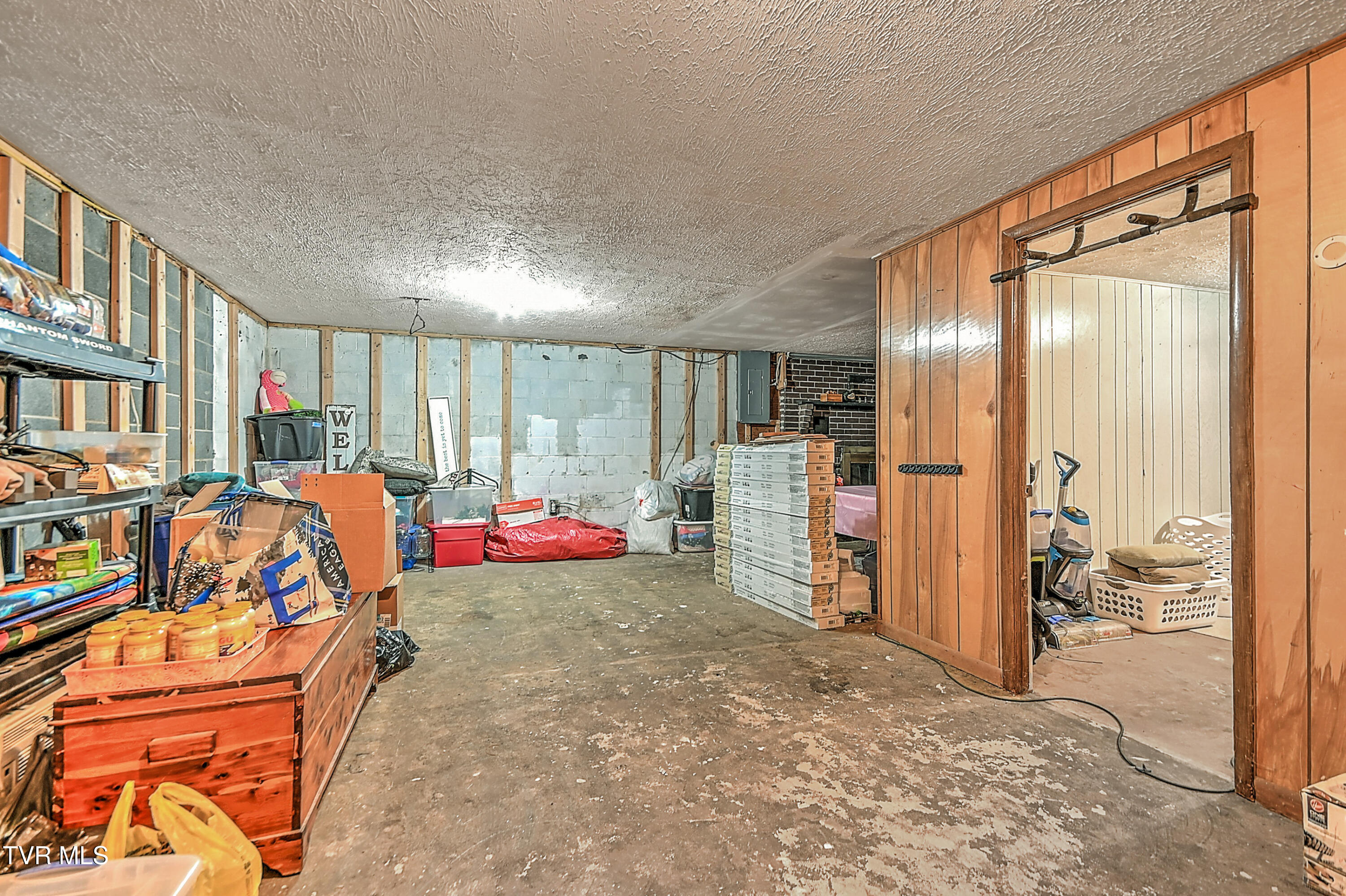 310 Minton Hollow Road Elizabethton, TN 37643 - Photo 28 of 63 310 Minton Hollow JR-28