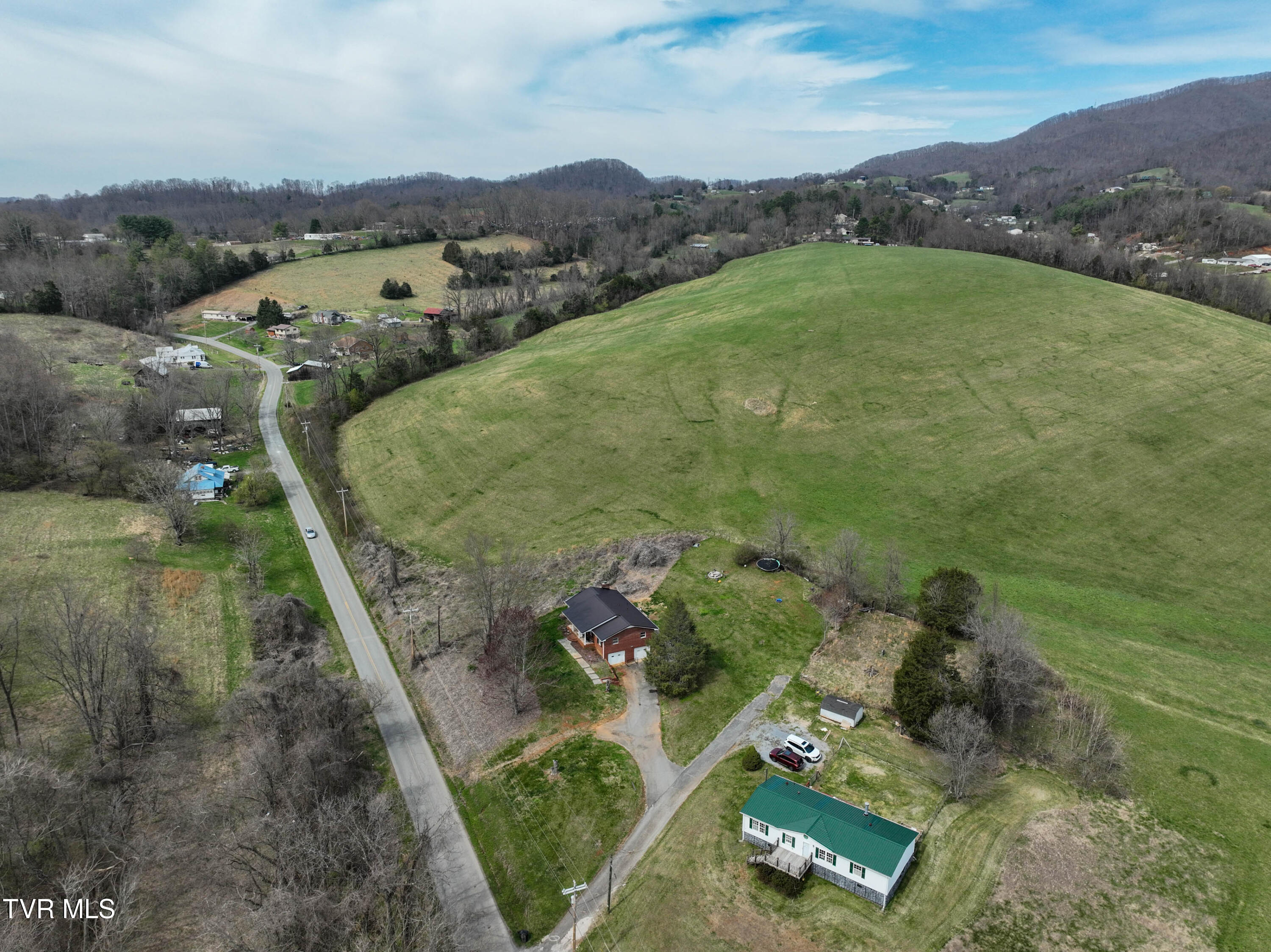 310 Minton Hollow Road Elizabethton, TN 37643 - Photo 46 of 63 310 Minton Hollow Rd Drone RIDDLE-8