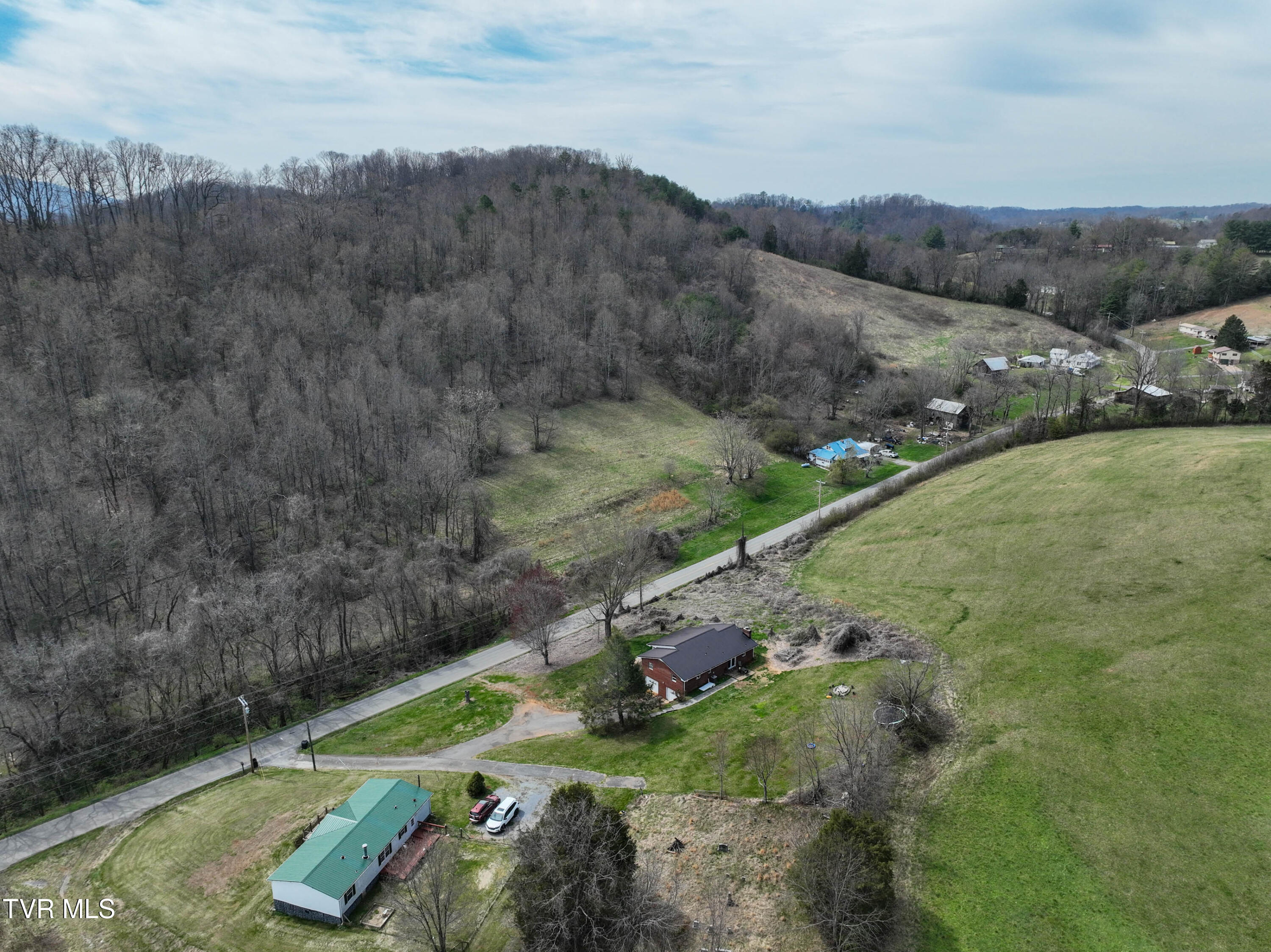 310 Minton Hollow Road Elizabethton, TN 37643 - Photo 48 of 63 310 Minton Hollow Rd Drone RIDDLE-10
