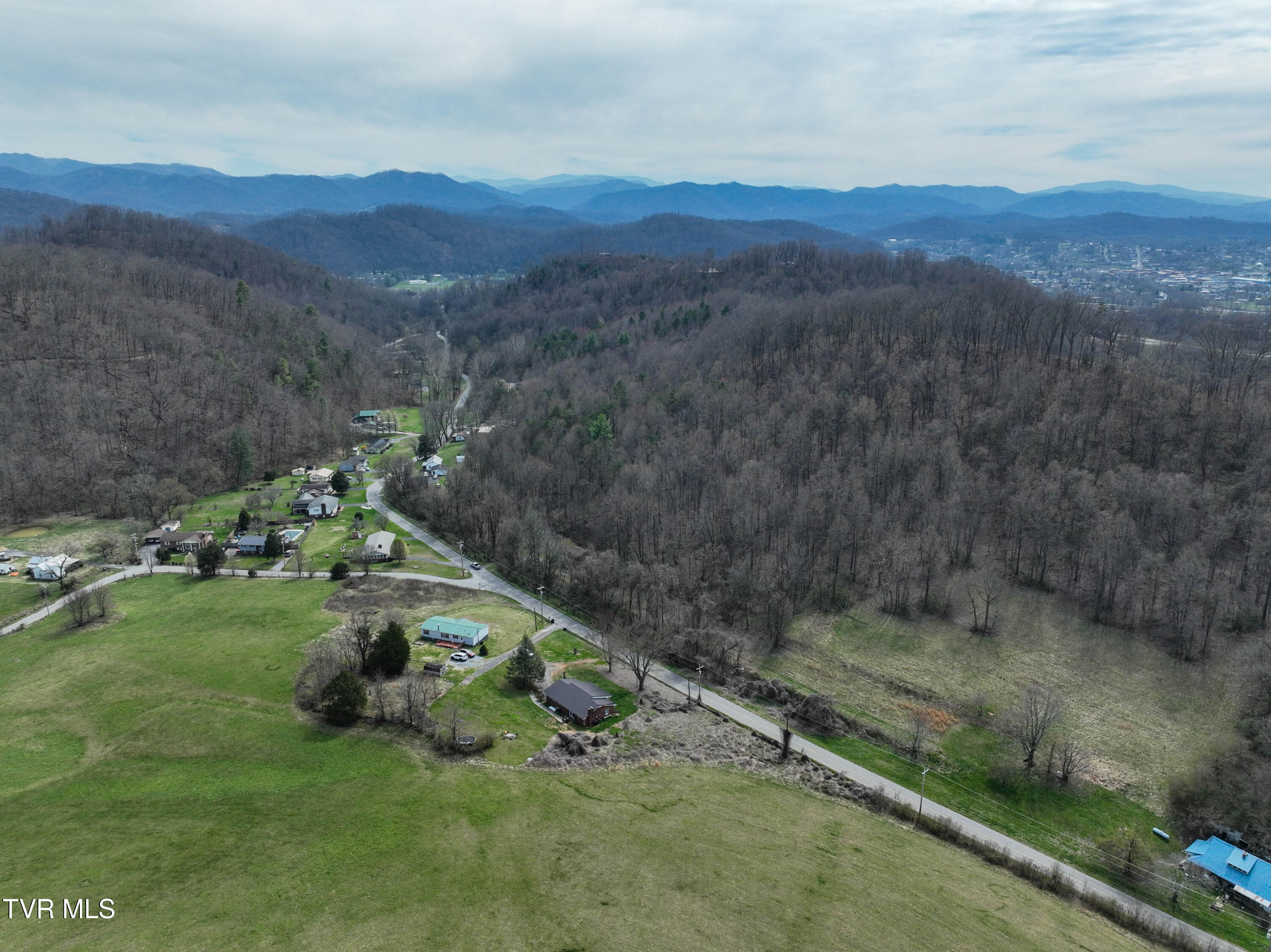 310 Minton Hollow Road Elizabethton, TN 37643 - Photo 51 of 63 310 Minton Hollow Rd Drone RIDDLE-13