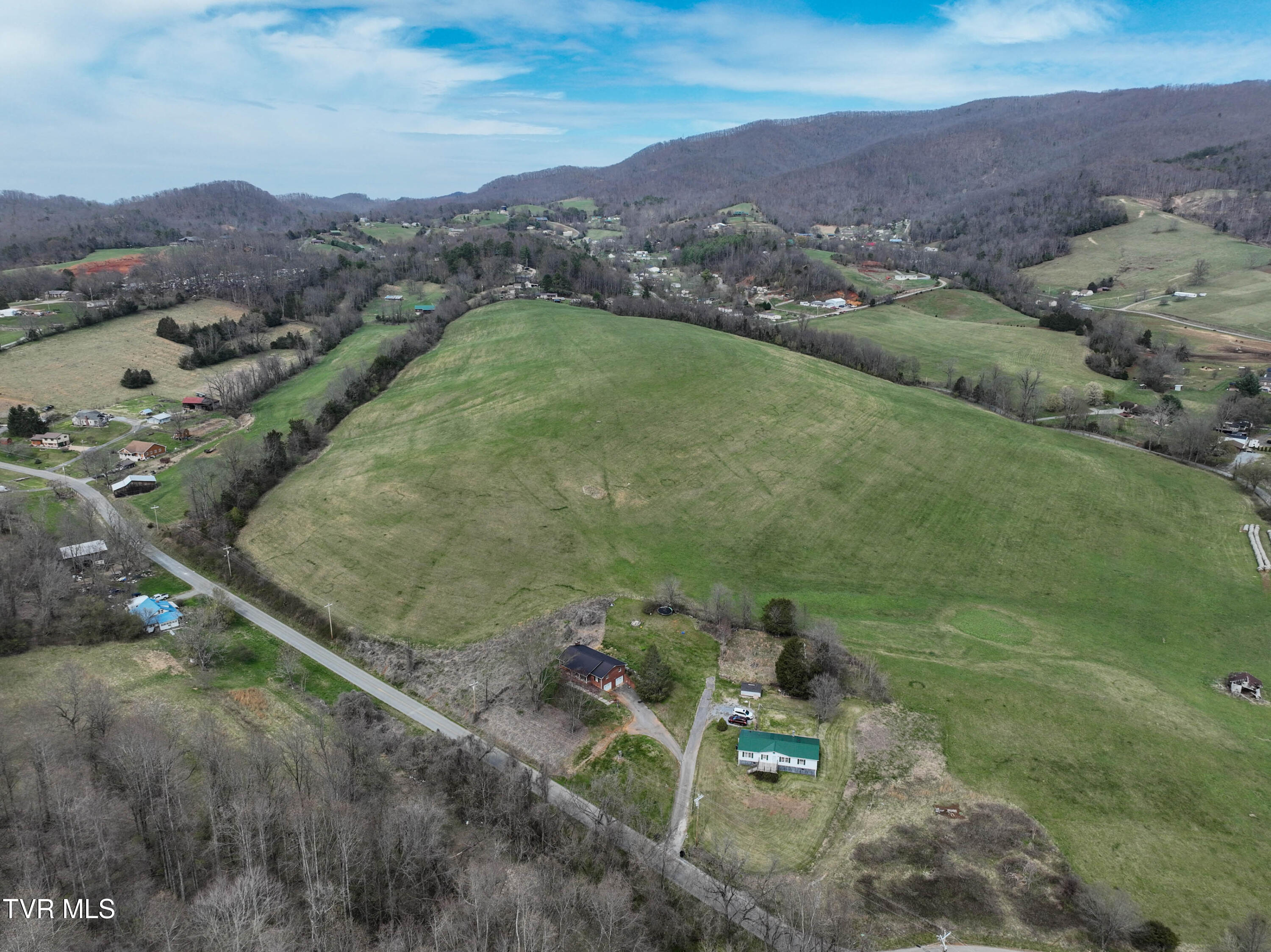 310 Minton Hollow Road Elizabethton, TN 37643 - Photo 57 of 63 310 Minton Hollow Rd Drone RIDDLE-19