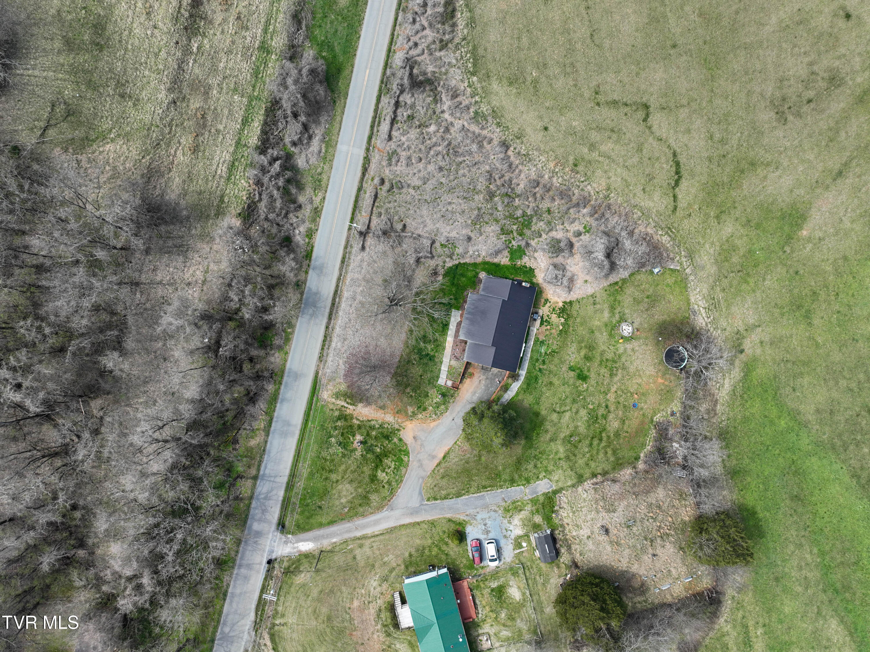 310 Minton Hollow Road Elizabethton, TN 37643 - Photo 60 of 63 310 Minton Hollow Rd Drone RIDDLE-22