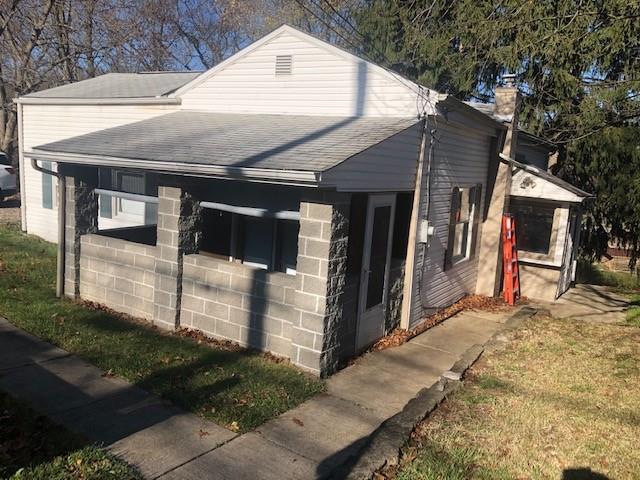 988 Cliff Mine Road Coraopolis, PA 15108 - Photo 1 of 19 Gallery Image 1