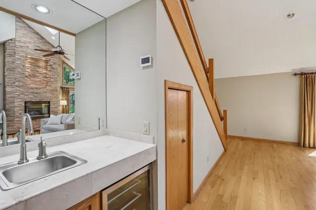 $1,799,900 | 2395 White Oak Trail, Oregon, WI 53575