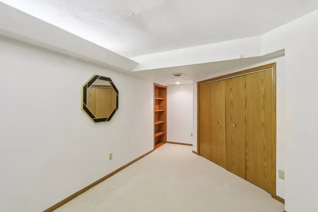 $1,799,900 | 2395 White Oak Trail, Oregon, WI 53575