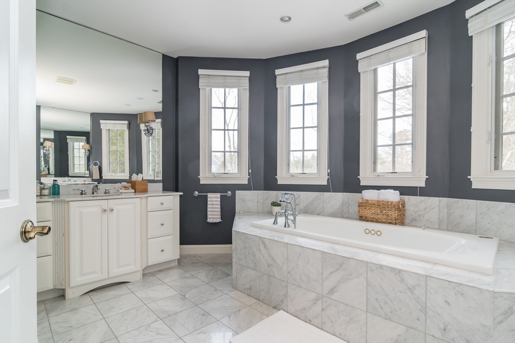 42 Winter Street Natick, MA 01760 - Photo 21 of 31