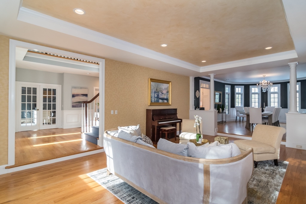 42 Winter Street Natick, MA 01760 - Photo 10 of 31