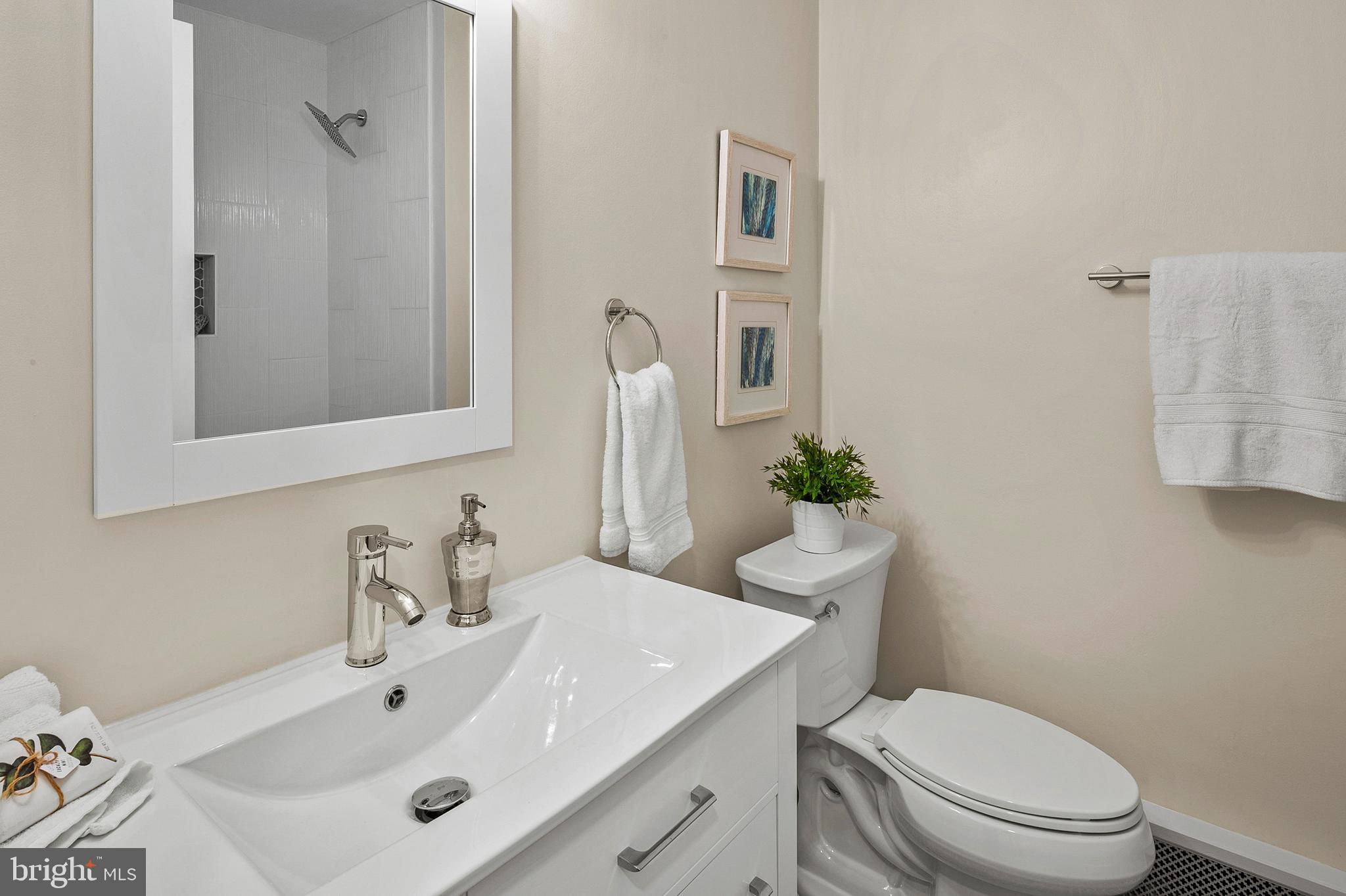 16480 Ed Warfield Road Woodbine, MD 21797 - Photo 30 of 59 Bathroom 2